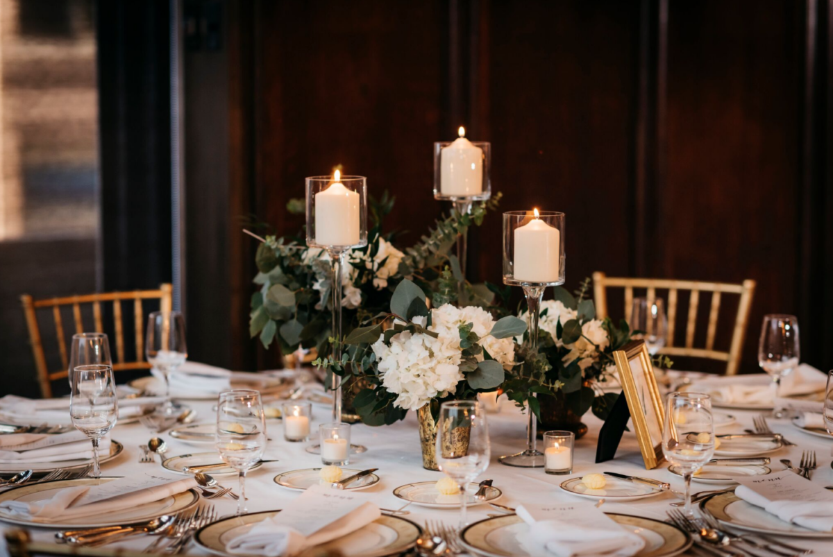 Wedding at University Club of Chicago - LOLA Event Productions