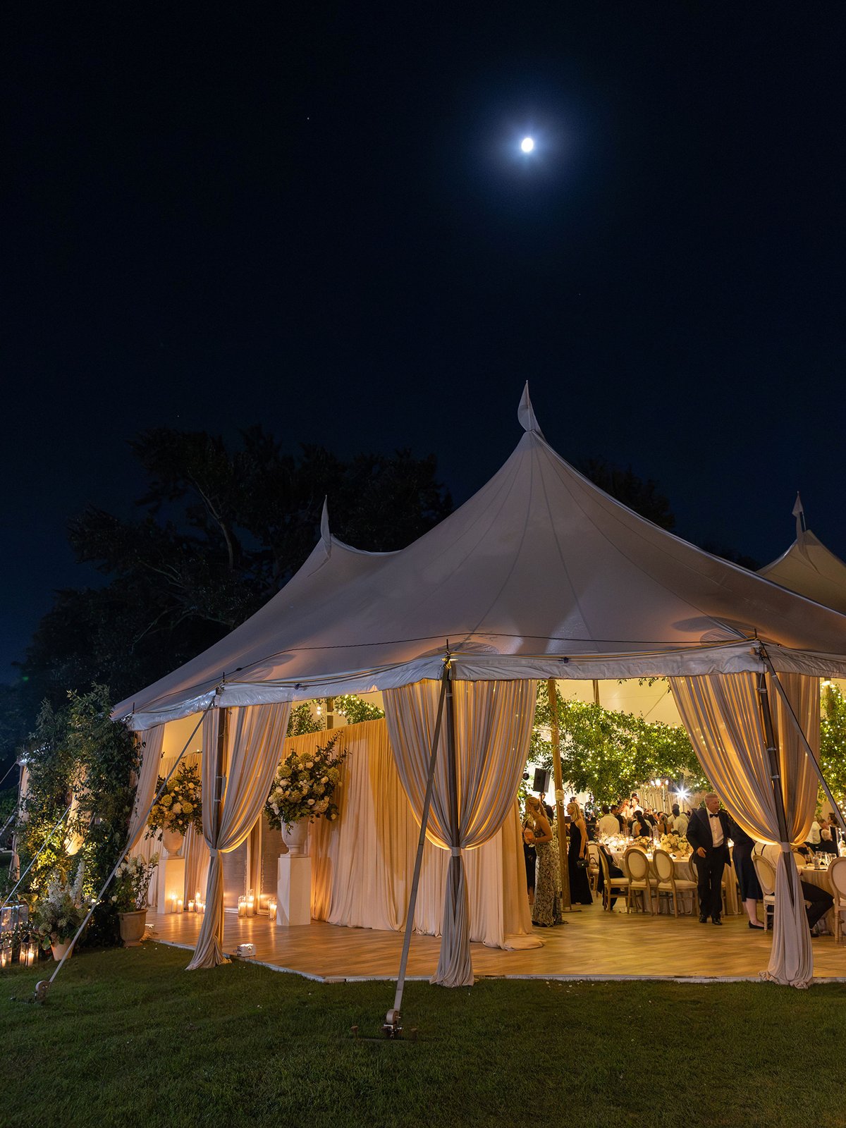 CHICAGO-TENTED-WEDDING-NORTH-SHORE